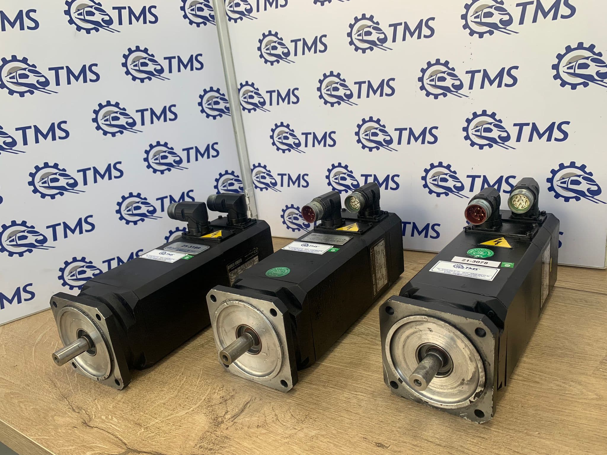 Three overhauled servo motors