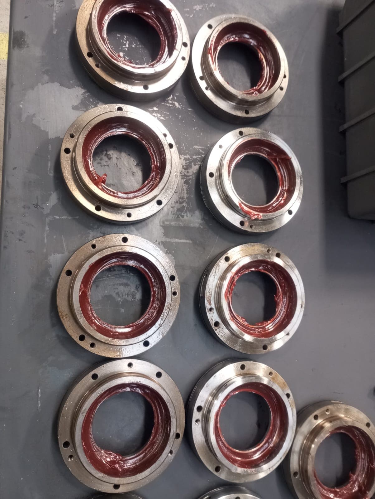 Varnished small stator cores